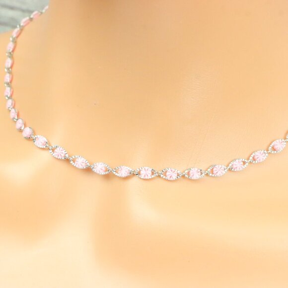 "Minimalist Necklace – Timeless, Elegant Jewelry for Her, MAR091279 - Picture 8 of 10